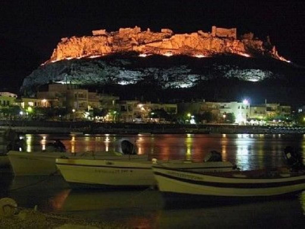 Villa 2 Min Drive To & 10 To Lindos Haraki