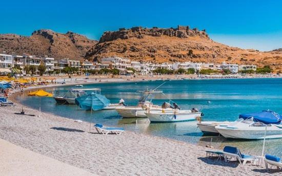 2 Min Drive To & 10 To Lindos Haraki