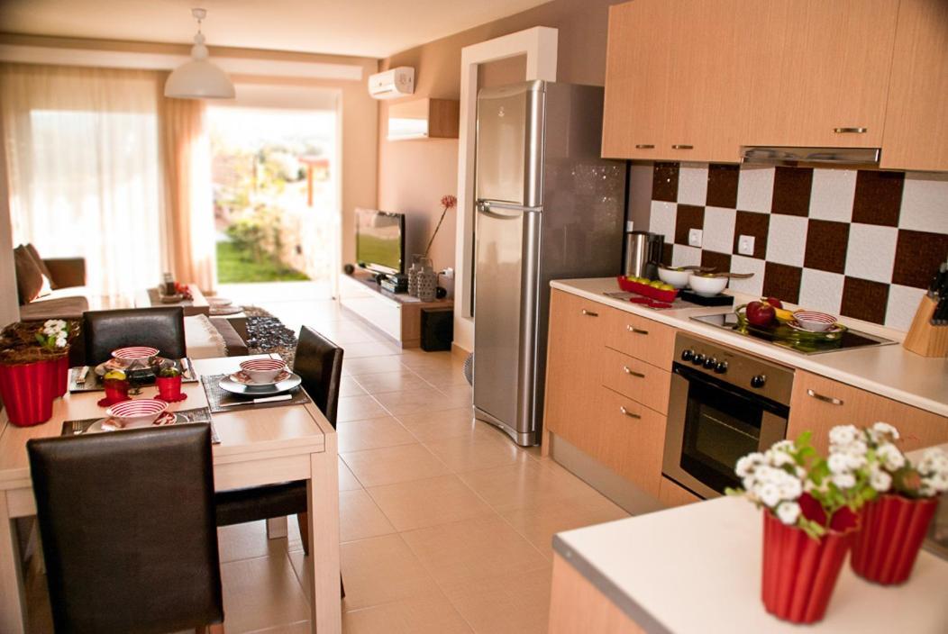 Villa 2 Min Drive To & 10 To Lindos