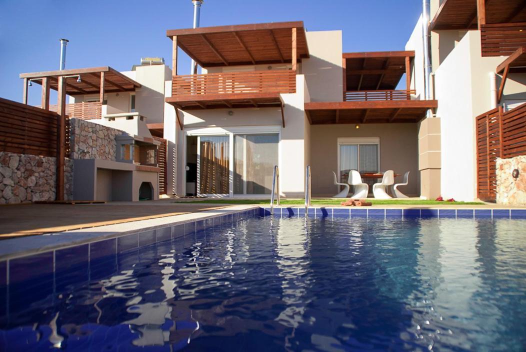 2 Min Drive To & 10 To Lindos *