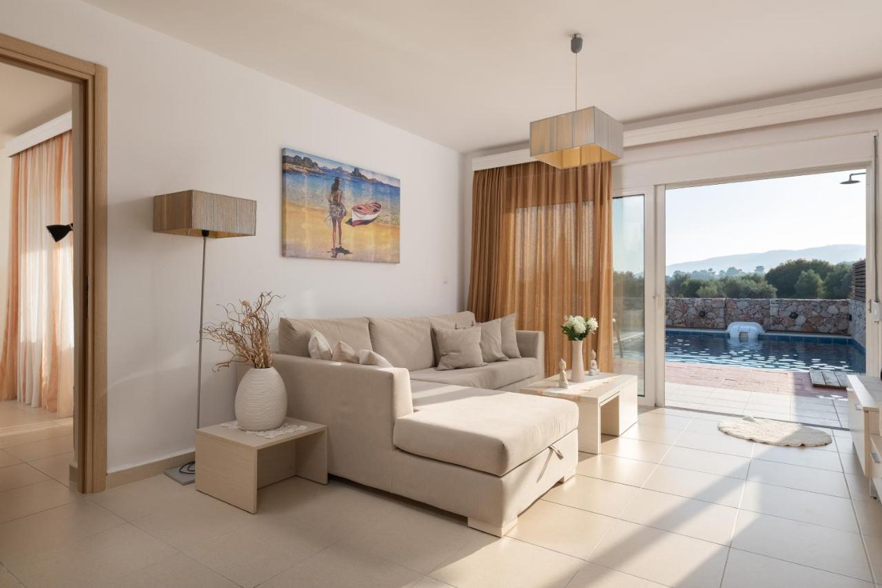 Villa 2 Min Drive To & 10 To Lindos